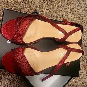 De Blossom Collection High Heels Size 10